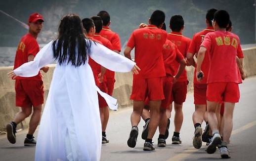 조선시대에도 만우절이 있었다?…태종이 형을 속인 첫눈상자