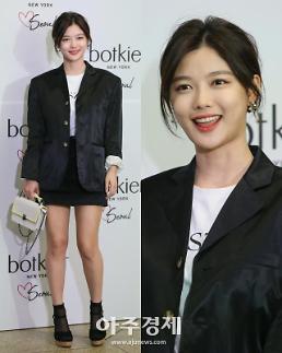 [슬라이드 화보] ​김유정, 보기만해도 행복한 미소 발사~