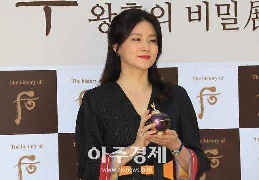 [슬라이드 화보] 이영애, 변함없는 미모