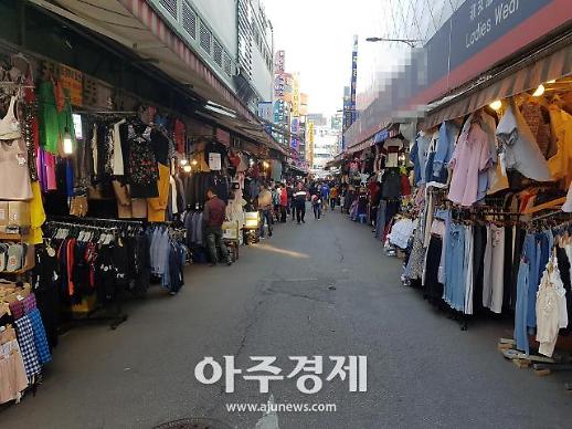 남대문시장, 고양이 뿔 빼고 다 있다!외국인들이 가장 많이 찾는 명소..일평균 30만 명 방문..1만 개 넘는 점포