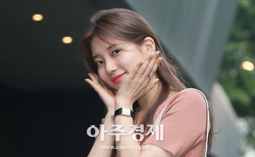 [슬라이드 화보] ​배수지, 여의도에 활짝 핀 수지꽃 (배가본드 쫑파티)