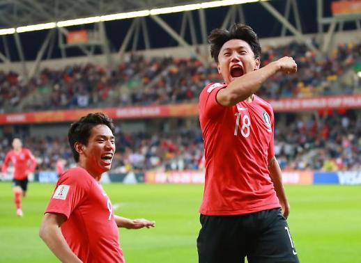 [광화문갤러리] 한국, 세네갈 꺾고 36년 만에 4강 신화 다시 썼다.