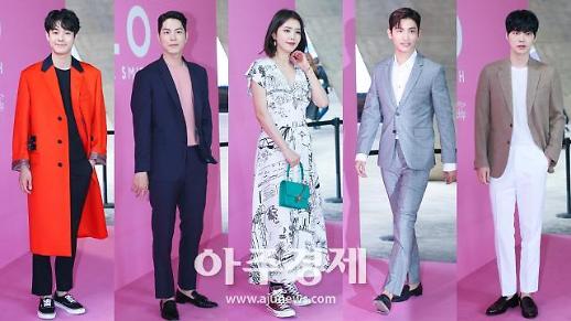 [슬라이드 화보] ​헬로, 마이 네임 이즈 폴 스미스 오프닝에 참석한 최우식-홍종현-채정안-최강창민-안재현