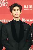 Boy band iKON leader secedes for attempting to buy drugs