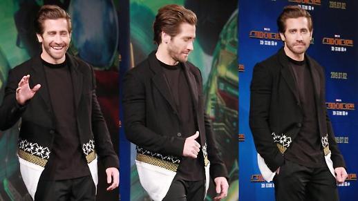 [슬라이드 화보] 한국 팬 찾아온 제이크 질렌할(스파이더맨 : 파 프롬 홈)