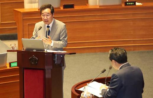 이낙연·홍남기, 국회서 소득주도성장 방어·추경 심의 촉구 나선다