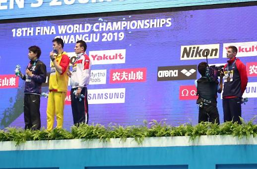 [슬라이드 화보] 쑨양의 굴욕...왕따 당한 금메달리스트