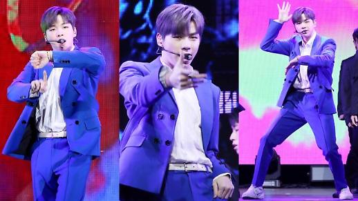 [슬라이드 화보] 강다니엘, 오늘도 갓다니엘! (강다니엘 뭐해)