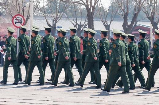 [NNA] 中, 건국 70주년 계기 테러예방 위해 배송화물 검사 강화