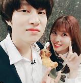 ​Agencies deny dating report about Kim Hee-chul and TWICEs Momo