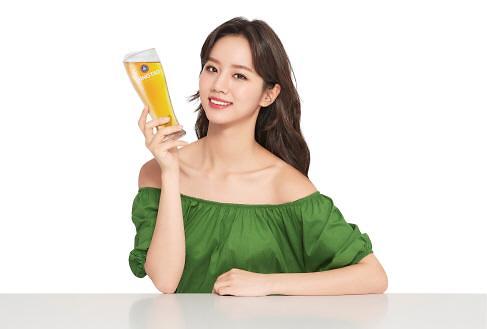 李惠利成为青岛啤酒韩国地区新晋品牌代言人