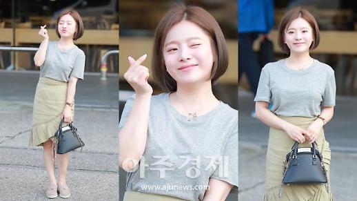 [해피투게더 출근길] 가수 벤, 아침부터 귀여운 매력 발산