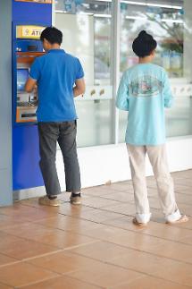 [NNA] 필리핀, ATM 수수료 인상 신청 은행은 10개 미만
