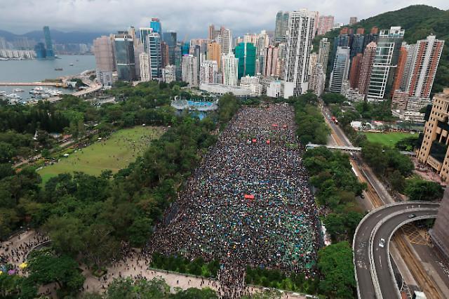 香港反对派宣布取消31日集会游行