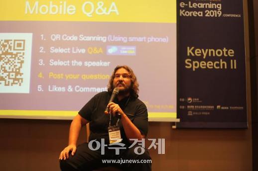 “교사·교재·학비 없는 3無학교 ‘에콜42’…게임하듯 과제풀며 창의력 발휘”