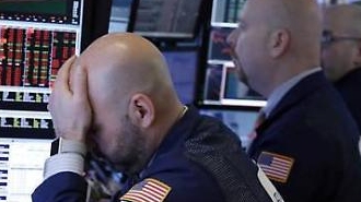 Thị trường chứng khoán New York chỉ số Dow Jones giảm 0,53%