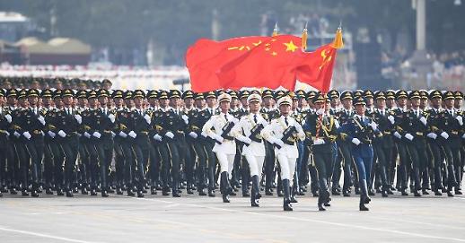 [광화문갤러리] 중국, 건군 70주년 맞아 톈안먼(天安門) 광장에서 대규모 열병식 거행
