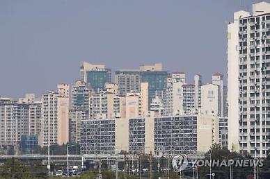 길 잃은 돈 1000조… 부동산 몰리나
