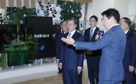 Samsung announces $10.9 bln investment to focus on production of QD-OLED panels