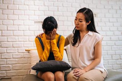 ​“아직 어린앤 줄 알았는데”…자녀 ‘초4병’ 어떻게 하죠?