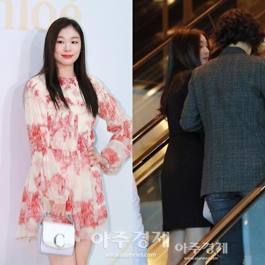 [슬라이드 화보] 김연아 하객 패션의 그 핸드백!! 끌로에, 김연아 에디션 론칭