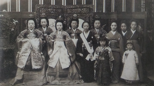 마마 왕자이옵니다에 웃는 후궁들