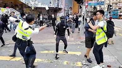 [NNA] 홍콩에서 본토와 타이완으로 대피하는 학생 늘어나