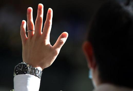 [광화문갤러리] “런치 위드 유”  평화시위 나선 홍콩 넥타이 부대