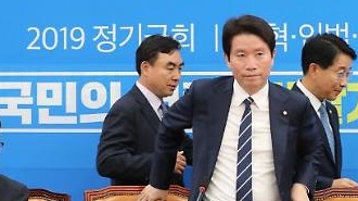 ​[패트 선거법 부의 D-1] ‘연말 파국이냐, 극적 타협이냐’…여야, 긴장 속 ‘눈치싸움’