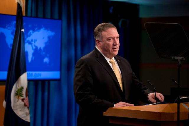 Pompeo cites Samsung as alternative to Chinese tech giants: Yonhap