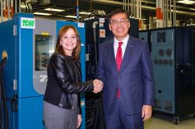 LG Chem, GM agree to set up battery joint venture with $2.3 bln investment 
