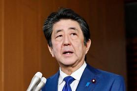 Tỷ lệ ủng hộ nội các của Abe giảm xuống dưới 50% trong 6 tháng