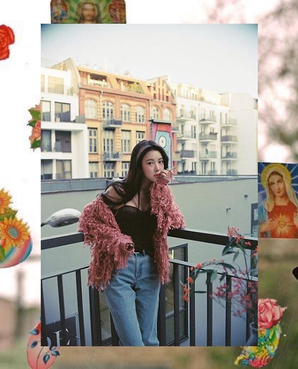 Singer Baek Yerin becomes first S. Korean artist to top song charts with English song