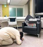 Rapper DinDin thanks former 2NE1 member Sandara for G-Dragons limited edition shoes