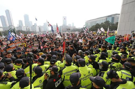 [아주 쉬운 뉴스 Q&A] 한국당 지지자 국회 난입 시도? 국회 난입의 역사 총정리