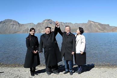 [白白百]  2020년을 앞두고 백두산에 오르다 ④