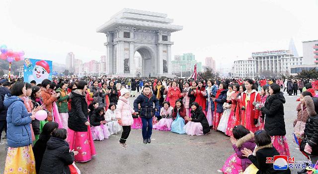 韩朝春节习俗同中有异