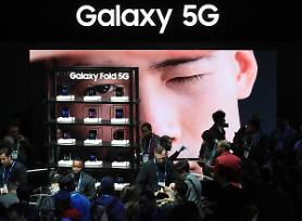 Samsung đột phá với 5G…Tiếp tục đối đầu với Huawei
