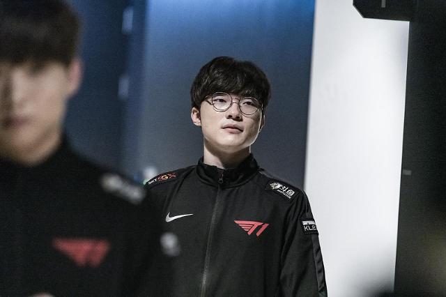 League of Legends star Faker renews three-year contract with T1 