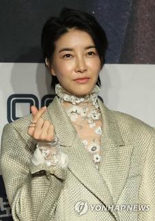 [SNS★] 마스크 대란, 정부는 뭐하냐...진서연 분노의 인스타 게시물 (전문)