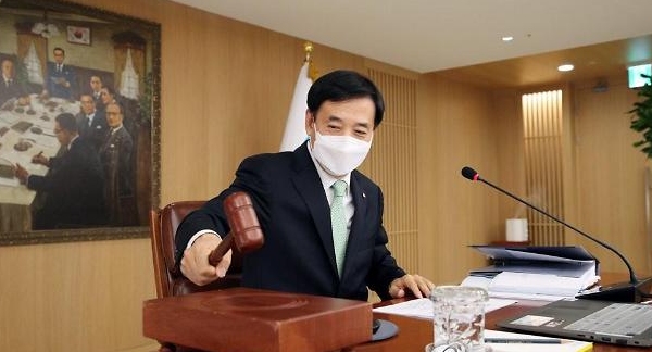 한은, 기준금리 1.25% 동결…가계부채 확대에 신중