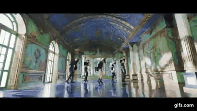 .Super rookie band ITZYs new song scores 8.6 million YouTube views in less than 24 hours.