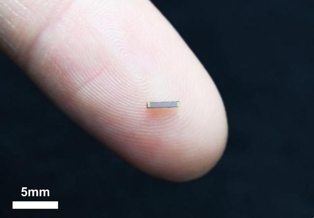 Researchers develop tiny micro supercapacitor ideal for wearable devices
