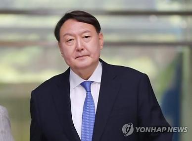 윤석열 총장, 과거 장모 관련보도 무마시도...기자에 전화 "진정인이 이상해"