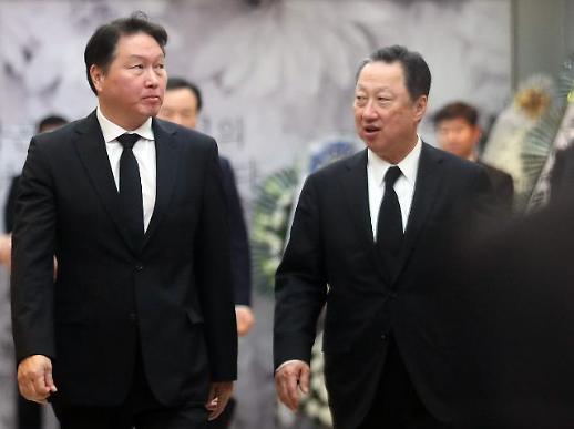 ​[SK 창립 67年] 최태원, 위기 때마다 제목소리 낸 ‘맏형 리더십’