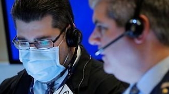 Chỉ số Dow Jones giảm 0,12% ... Giá dầu quốc tế giảm 9,4%