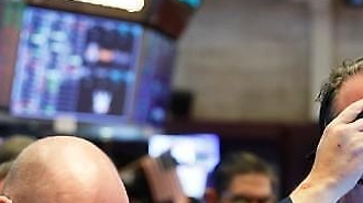 Chỉ số Dow Jones giảm 1.86%…Giá dầu quốc tế thấp nhất trong vòng 18 năm