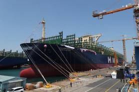 Worlds largest container carrier named HMM Algeciras at Daewoo shipyard 