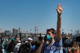 Lần đầu tiên hội nghị kinh tế Jackson Hall có nguy cơ bị hủy sau 38 năm