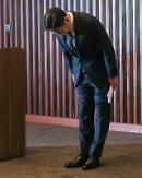 Người thừa kế Samsung Lee Jae-yong xin lỗi về những tranh cãi liên quan đến kế nhiệm của ông